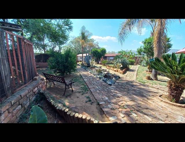 FARM FOR SALE IN KAMEELDRIFT WEST